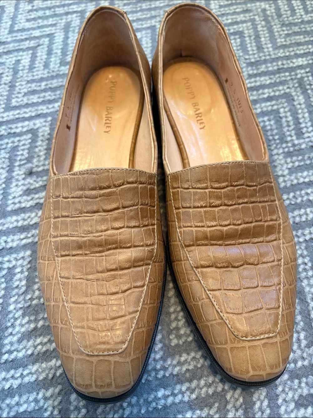 Poppy Barley Croc-Embossed Brown Leather Slip-On Loafers size 9